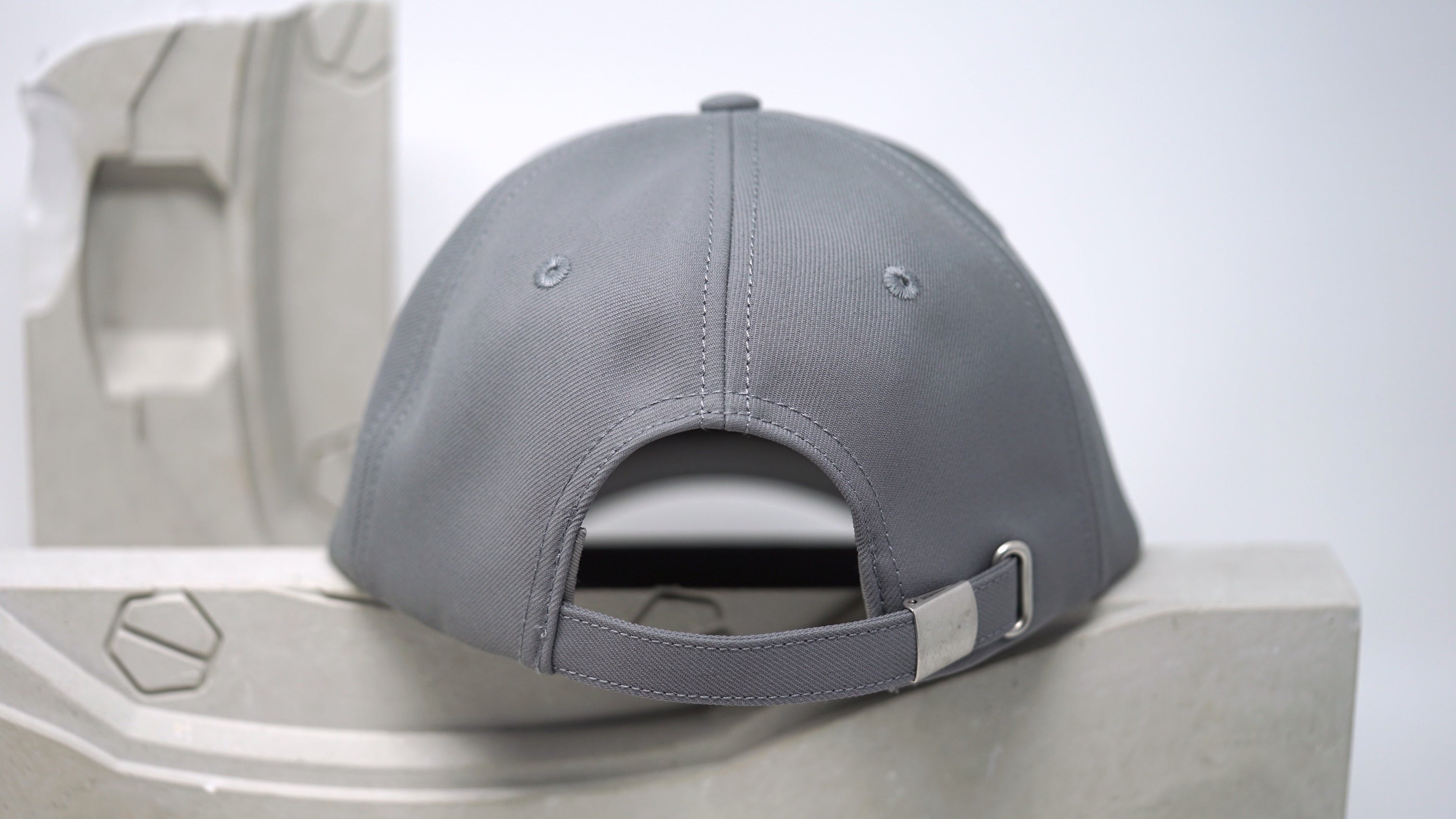 TIME TRADERS | Audemars Piguet Luxury Hat Gray with Light Gray