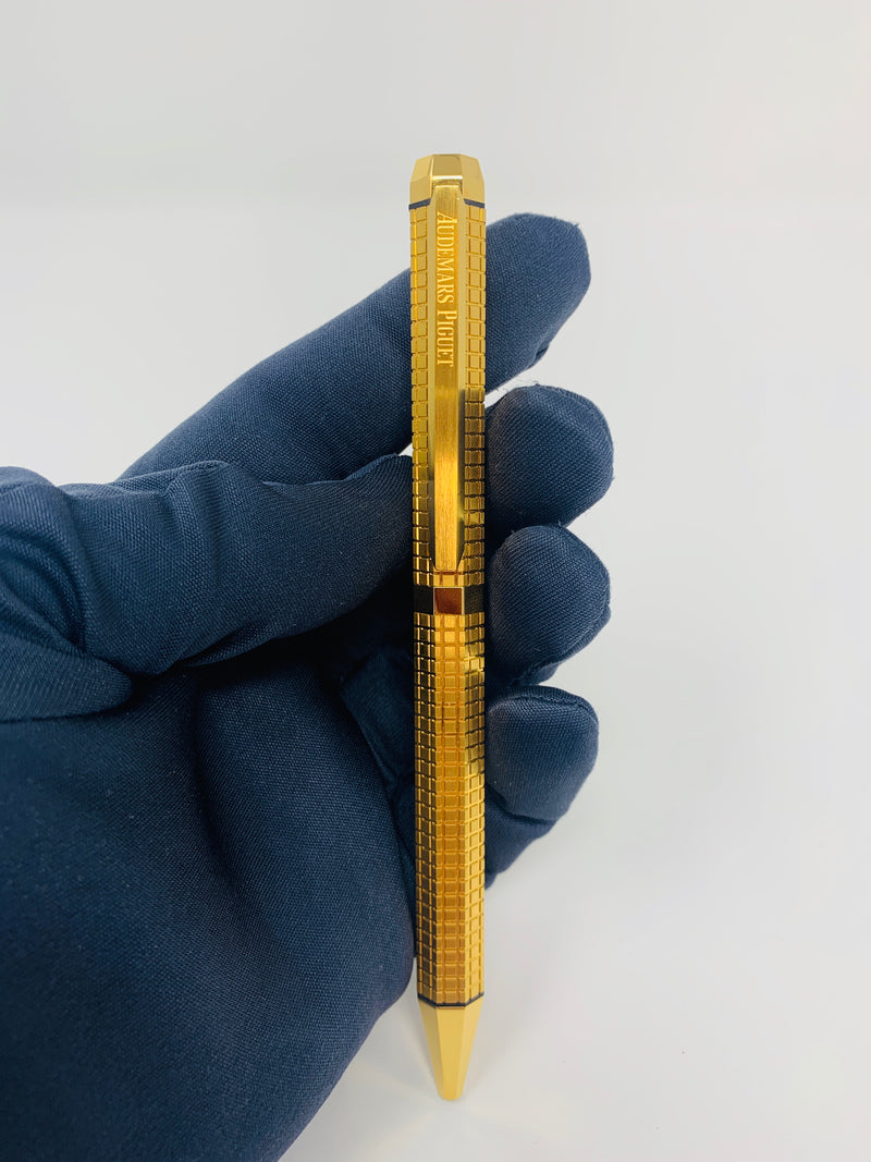 View of Audemars Piguet Royal Oak ballpoint pen with logo on clip