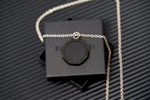 Authentic Audemars Piguet Royal Oak Black Dial Chain for Watch & Jewelry Lovers For Sale at www.TimeTradersOnline.com